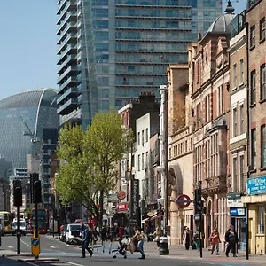 Private With Smart Tv In London